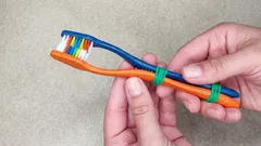 Kasta inte bort din gamla tandborste: ett enkelt knep och 7 användningsområden du inte får missa